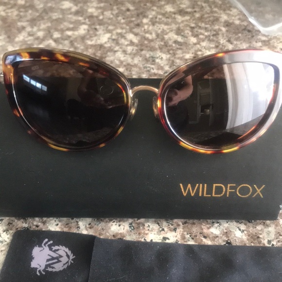 Wildfox sunglasses - Picture 1 of 6